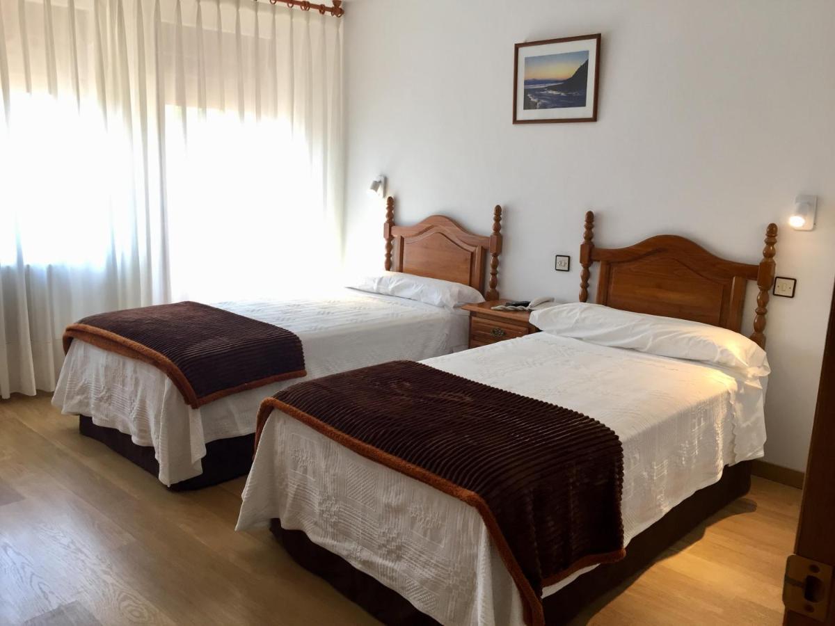 Hotel Trespalacios Panes